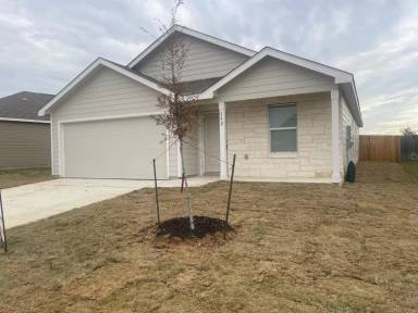 Main picture of 152 Cordova Xing