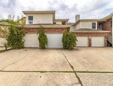 Main picture of 303 Rawhide Loop