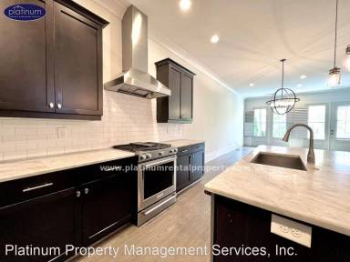 Main picture of 2051 Telfair Cir NE