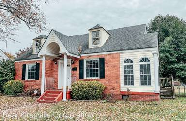 Main picture of 115 E Roanoke St