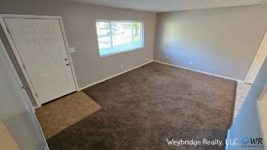Main picture of 2472 Mars Ct