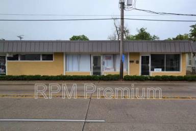 Main picture of 718 N Burnside Ave