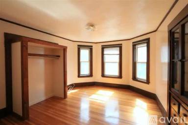 Main picture of 18 Vermont Ave