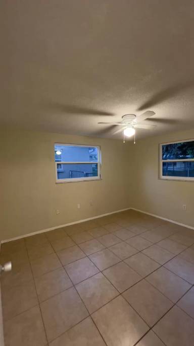 Main picture of 10817 Manchester Rd