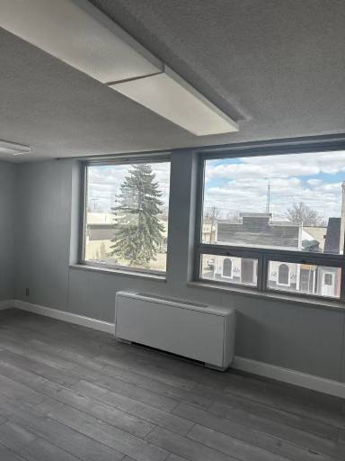 Main picture of 120 South Main Street - 202