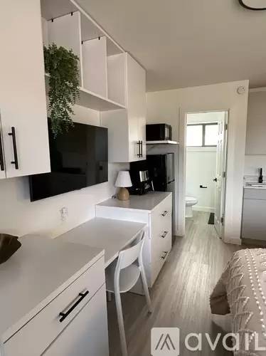 Main picture of 412 S 28th Ave