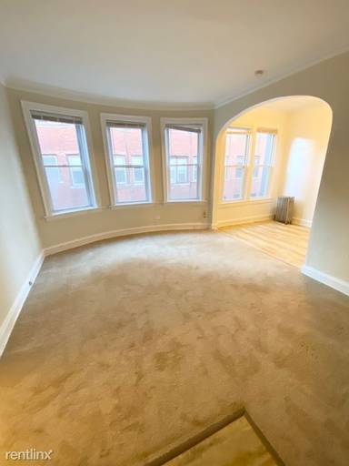 Main picture of 520 W Stratford Pl