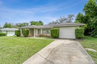 Main picture of 1049 Leeward Dr