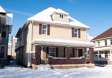 Main picture of 1338 1/2 Barth Ave