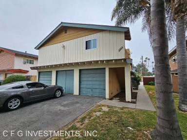 Main picture of 2225 S Center St