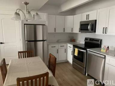 Main picture of 1614 N Boston St