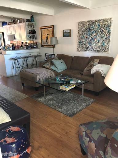 Main picture of 4040 Grand View Blvd