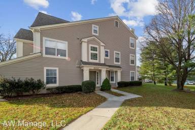 Main picture of 19950 Dunstable Cir