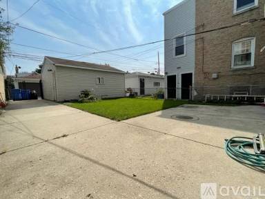 Main picture of 4113 W Wellington Ave