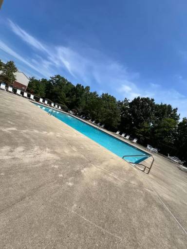 Main picture of 6608 Rosemont Ln