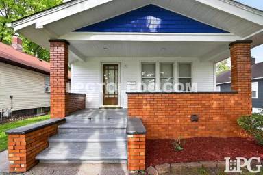 Main picture of 4140 Caroline Ave