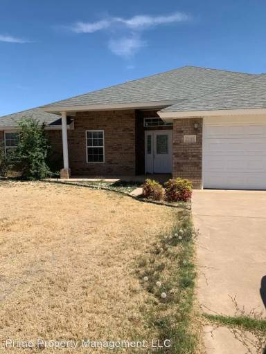 Main picture of 2104 Reese Dr