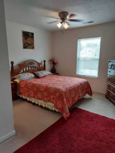 Main picture of 2821 Granada Cir N