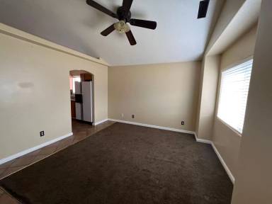 Main picture of 1505 N Cedar Blvd