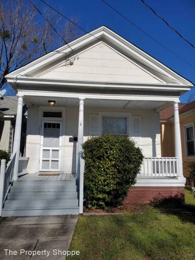 Main picture of 1016 Bay St