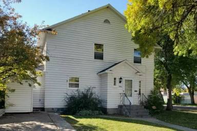 Main picture of 103 20th St S