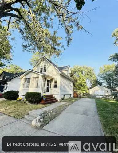 Main picture of 715 S Vermont Ave