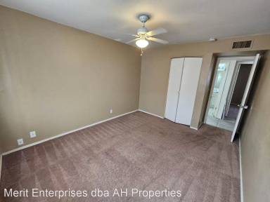 Main picture of 6320 E Akron St