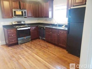 Main picture of 80 Grant St