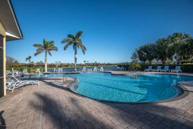 Main picture of 6571 Talon Bay Dr