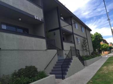 Main picture of 9413 Van Nuys Blvd
