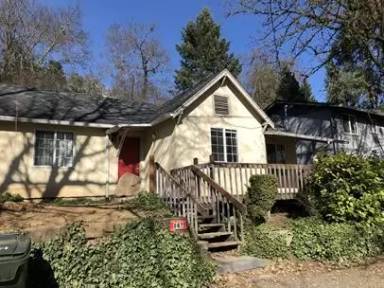 Main picture of 867 4th Ave