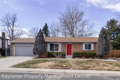 Main picture of 2567 S Dillon St