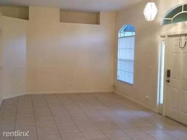 Main picture of 3682 SW Darwin Blvd