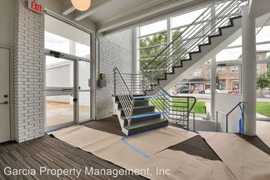 Main picture of 4500 S Kingshighway Blvd