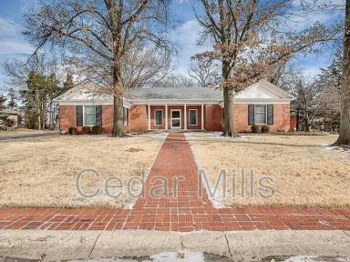 Main picture of 8200 E Tipperary St