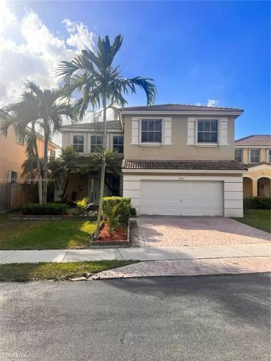 Main picture of 4602 NW 94th Ct