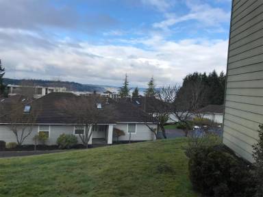 Main picture of Gold Pointe Condominiums