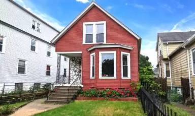 Main picture of 41 W 107th St