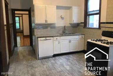Main picture of 1526 W Edgewater Ave