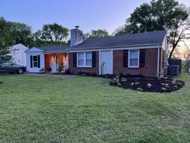 Main picture of 2701 Hartford Dr