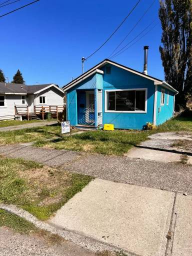 Main picture of 1076 S 8th St