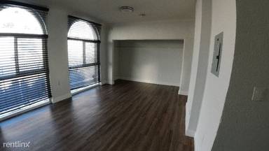 Main picture of 1417 N Bronson Ave