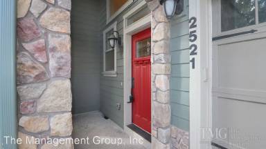 Main picture of 2521 NW Lorenz St