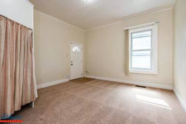 Main picture of 777 State St
