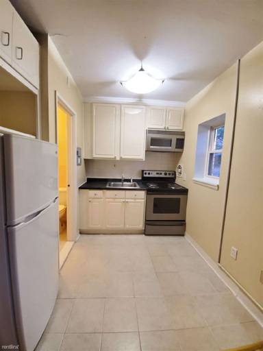Main picture of 154 Fountain St