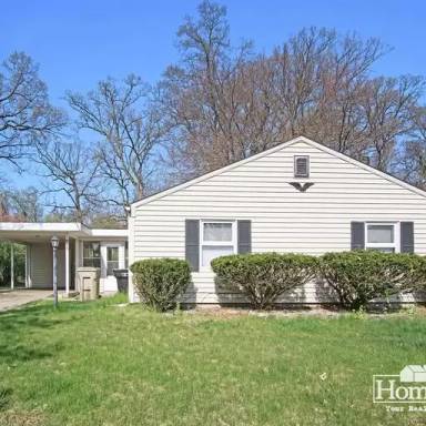 Main picture of 815 Woodcliff Dr