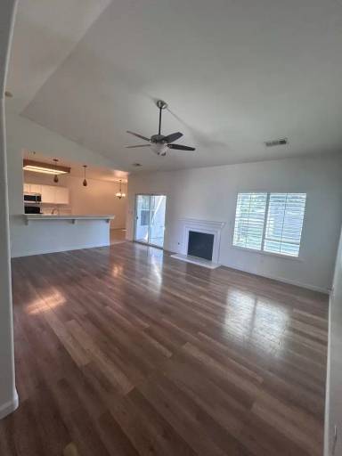 Main picture of 1727 Linden St