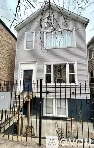 Main picture of 1908 S May St