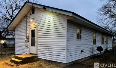 Main picture of 237 N Rogers Ave