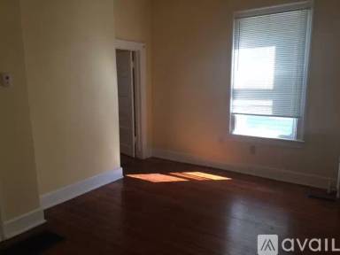 Main picture of 640 Day Ave SW